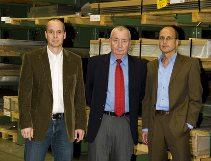 2004